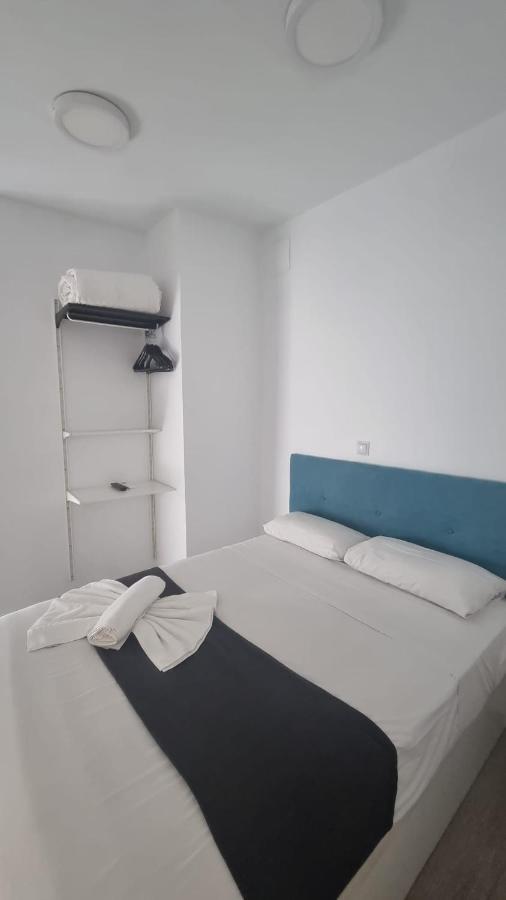 Gs Latina Hotel Мадрид Екстериор снимка