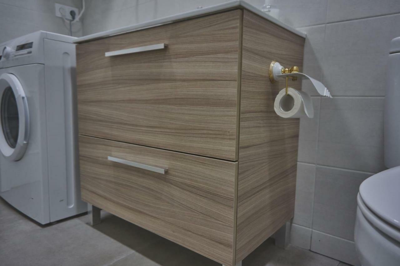 Gs Latina Hotel Мадрид Екстериор снимка